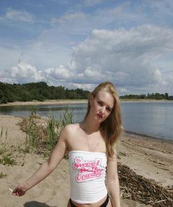 <p class='ppt-number'> 221 779 + PIN 426</p><p class='ppt-pricing-de'>1,99 Euro/Min.</p>