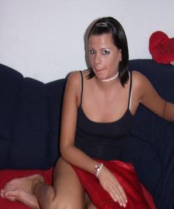 <p class='ppt-number'> 221 779 + PIN 503</p><p class='ppt-pricing-de'>1,99 Euro/Min.</p>